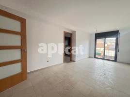 Obra nueva - Piso en, 109.00 m², cerca de bus y tren, nuevo