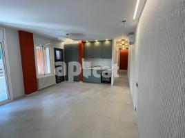 Piso, 78.00 m², cerca bus y metro