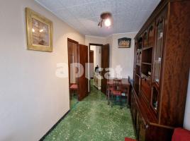 Piso, 58.00 m², cerca de bus y tren, Calle Jardí