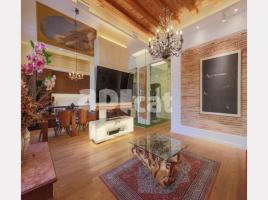 Piso, 168.00 m², cerca de bus y tren