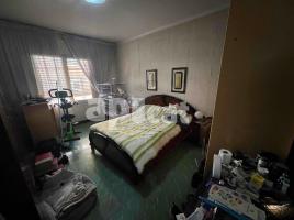 Flat, 92.00 m², Calle Albinyana, D