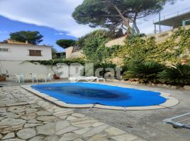 Houses (villa / tower), 430.00 m², Calle Alzina