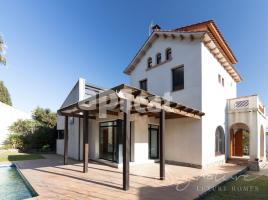 Casa (chalet / torre), 334 m², Paseo Merla