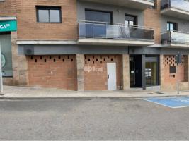 租 , 304.24 m²