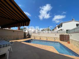 Casa (chalet / torre), 255.00 m², Calle Cal Rei