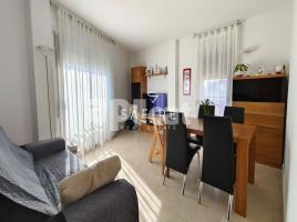 Pis, 94 m², fast neu, Zona