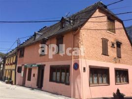 Houses (terraced house), 356.00 m², Calle Pietat, 73-75