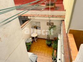 Piso, 76.00 m², Calle  Perú