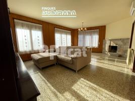  (unifamiliar aïllada), 120.00 m², حافلة قرب والقطار