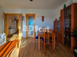 Flat, 85.00 m², near bus and train