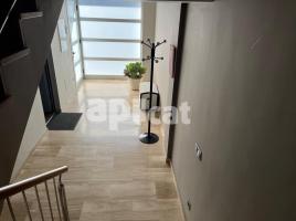 Houses (detached house), 234.00 m², almost new, Calle Mossèn Manyé