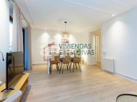 Flat, 142.00 m², close to bus and metro, Plaça de les Caramelles