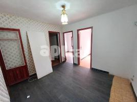 Flat, 55.00 m², near bus and train