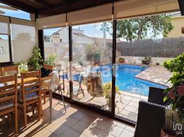 Casa (chalet / torre), 270.00 m²