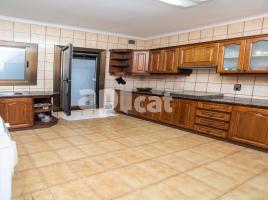 Piso, 62.00 m², cerca de bus y tren