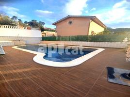 Houses (otro), 306.00 m², Calle de Walt Disney