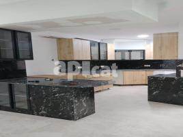  (unifamiliar adossada), 140.00 m², 新, Calle Jacint Verdaguer