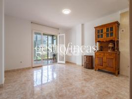 Apartamento, 54.00 m², cerca de bus y tren