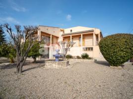 Houses (villa / tower), 286.00 m²