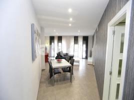 Pis, 136.00 m², prop de bus i tren, seminou