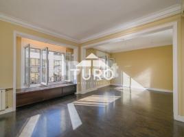 Piso, 180 m², Zona