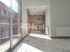 Dúplex, 155.00 m², حافلة قرب والقطار, جديد تقريبا, Calle del Pla de Ginebret