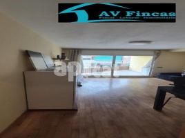 Piso, 92.00 m², cerca de bus y tren