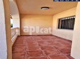 Houses (terraced house), 163 m², Zona