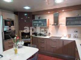 Houses (detached house), 233.00 m², near bus and train, centro