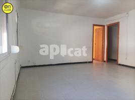 Piso, 75.00 m², cerca de bus y tren