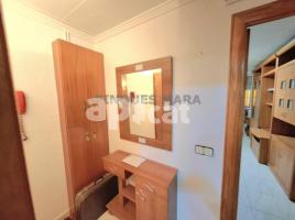 Piso, 69.00 m², cerca de bus y tren, Salesianos