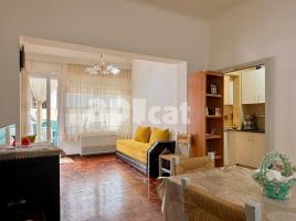 Flat, 141.00 m², near bus and train