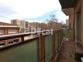 Flat, 105.00 m², near bus and train