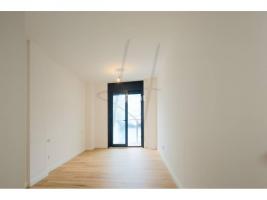 Flat, 93.00 m², almost new