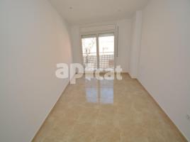 Piso, 58.00 m², cerca de bus y tren, nuevo