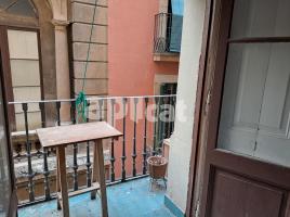 Flat, 78.00 m², close to bus and metro