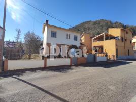 Houses (detached house), 200.00 m², near bus and train, Calle del Lluçanès