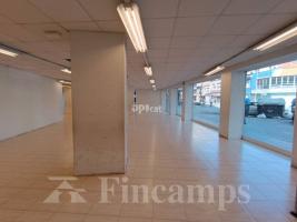 Lloguer local comercial, 580.00 m²