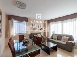 Piso, 72 m², seminuevo, Zona