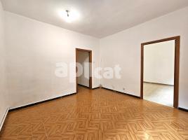 Piso, 71.00 m², cerca de bus y tren, Horta - Guinardo