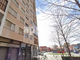 Piso, 69.00 m², cerca de bus y tren