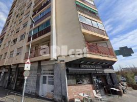 Piso, 69.00 m², cerca de bus y tren