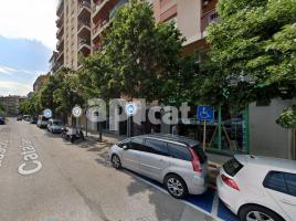 Piso, 81.00 m², cerca de bus y tren