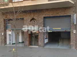 For rent business premises, 694.00 m², close to bus and metro, Calle de Tamarit, 126