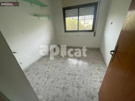 Pis, 106.00 m², prop de bus i tren