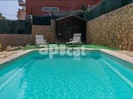 Casa (xalet / torre), 150.00 m², seminou, Calle CARRER COLLSEROLA