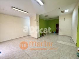 For rent business premises, 85.00 m², Calle de Huelva