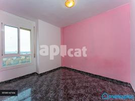 Piso, 69.00 m², cerca de bus y tren