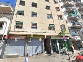 Piso, 76.00 m², cerca de bus y tren