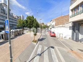 Piso, 76.00 m², cerca de bus y tren